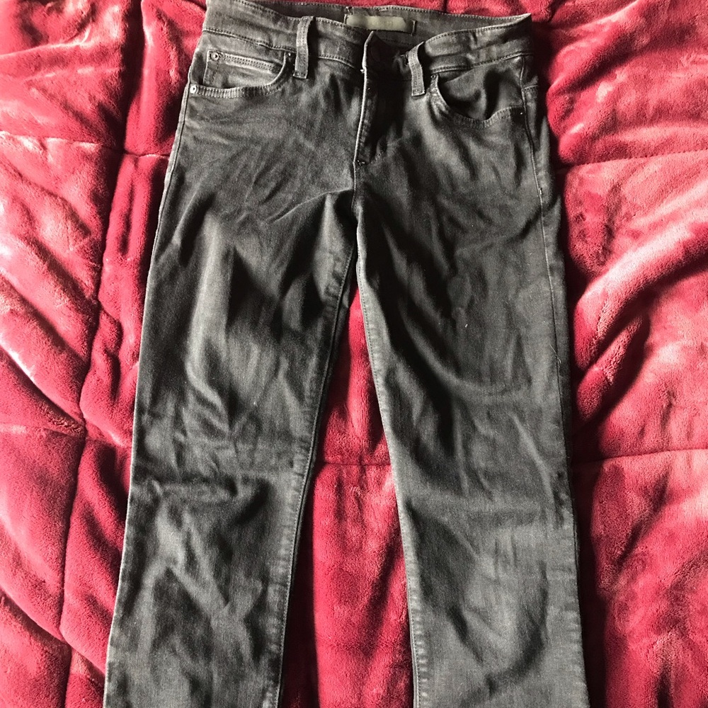 Black skinny jeans